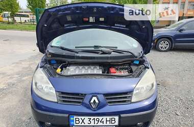 Минивэн Renault Megane Scenic 2005 в 