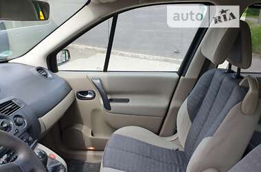 Минивэн Renault Megane Scenic 2005 в 