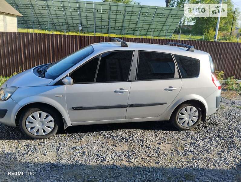 Минивэн Renault Megane Scenic 1999 в Романове