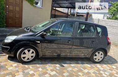 Минивэн Renault Megane Scenic 2005 в Киеве