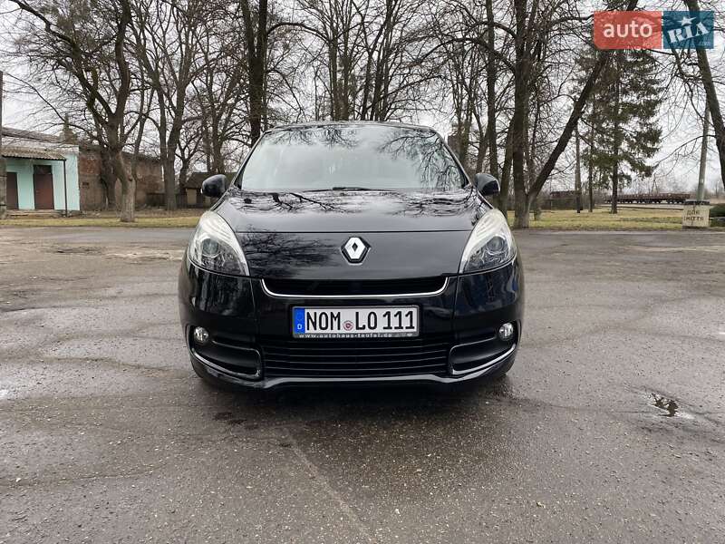 Минивэн Renault Megane Scenic 2012 в Лебедине
