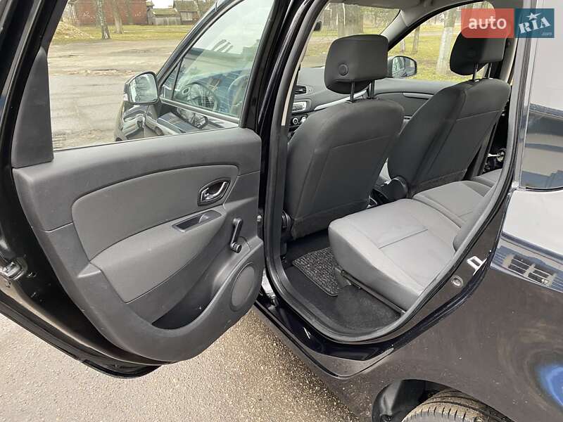 Минивэн Renault Megane Scenic 2012 в Лебедине