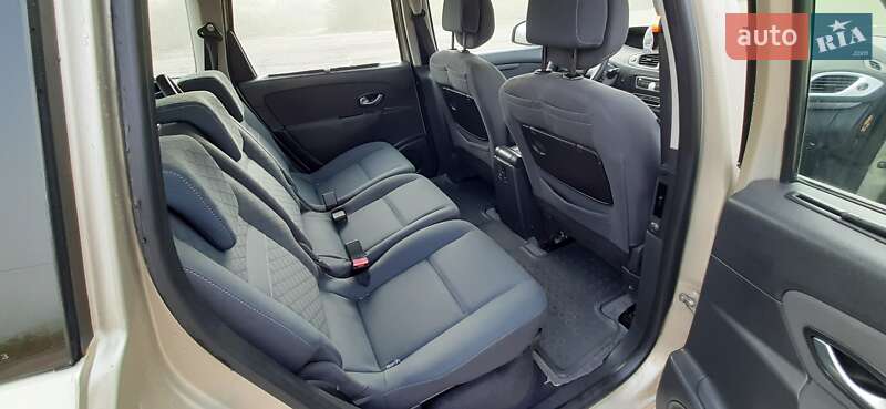 Мінівен Renault Megane Scenic 2009 в Тисмениці