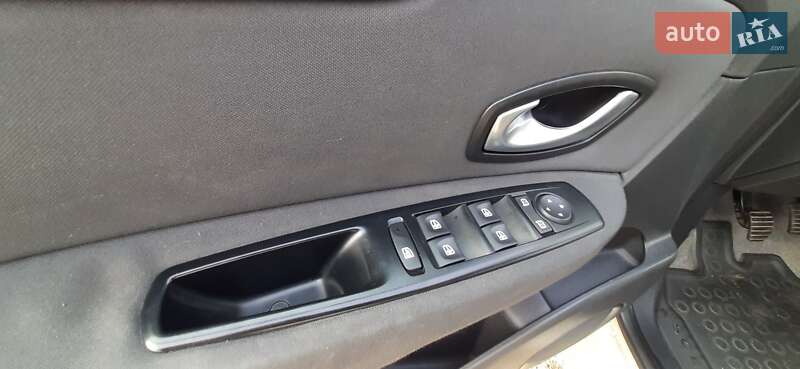 Мінівен Renault Megane Scenic 2009 в Тисмениці