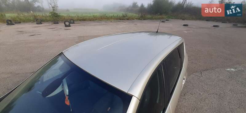 Мінівен Renault Megane Scenic 2009 в Тисмениці