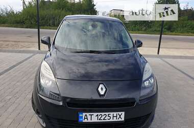 Минивэн Renault Megane Scenic 2009 в Ивано-Франковске