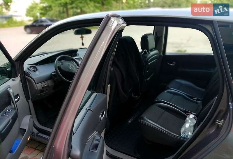 Мінівен Renault Megane Scenic 2005 в Долині