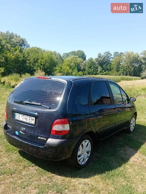 Универсал Renault Megane Scenic 2001 в Новоднестровске