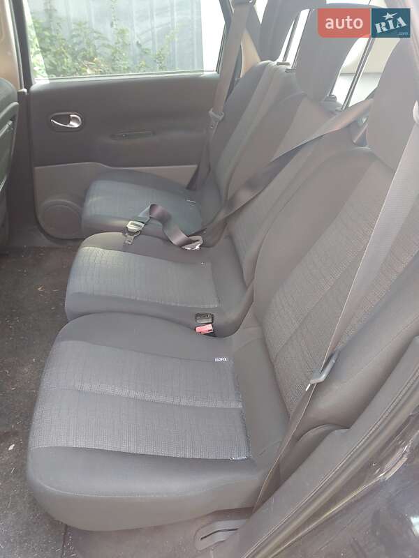 Минивэн Renault Megane Scenic 2007 в Дубно