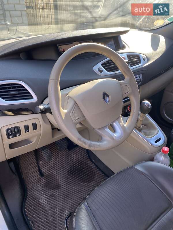 Мінівен Renault Megane Scenic 2010 в Звенигородці