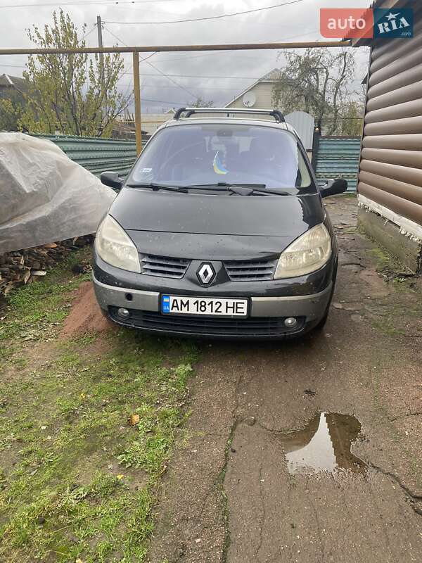 Renault Megane Scenic 2004