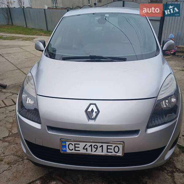 Мінівен Renault Megane Scenic 2010 в Чернівцях