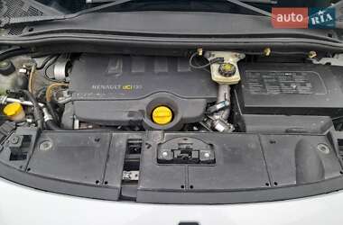 Минивэн Renault Megane Scenic 2010 в 