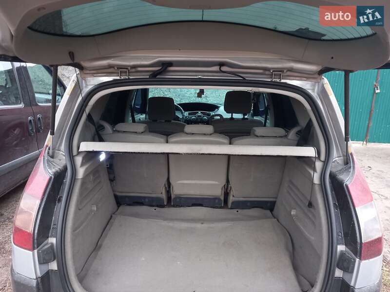 Мінівен Renault Megane Scenic 2004 в Славуті фото 6 Мінівен Renault Megane Scenic 2004 в Славуті