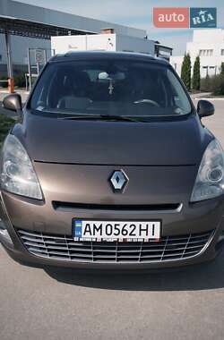 Минивэн Renault Megane Scenic 2010 в Коростене