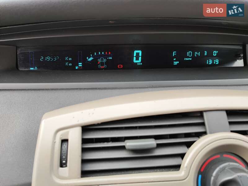 Мінівен Renault Megane Scenic 2005 в Сумах фото 4 Мінівен Renault Megane Scenic 2005 в Сумах