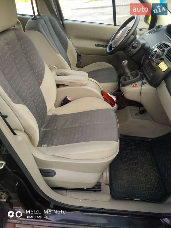 Мінівен Renault Megane Scenic 2004 в Кривому Розі