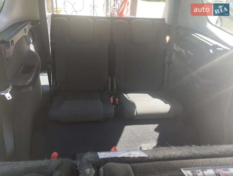 Мінівен Renault Megane Scenic 2010 в Борисполі
