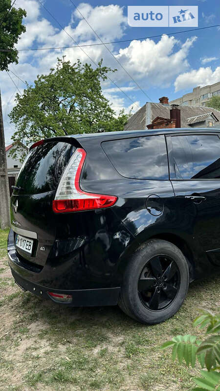 Мінівен Renault Megane Scenic 2010 в Сумах