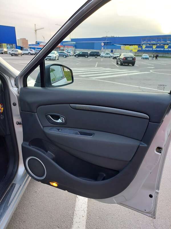 Минивэн Renault Megane Scenic 2009 в Виннице фото 4 Минивэн Renault Megane Scenic 2009 в Виннице