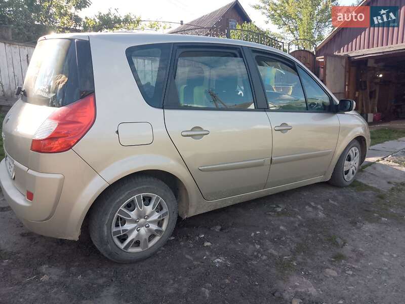 Минивэн Renault Megane Scenic 2007 в Изяславе
