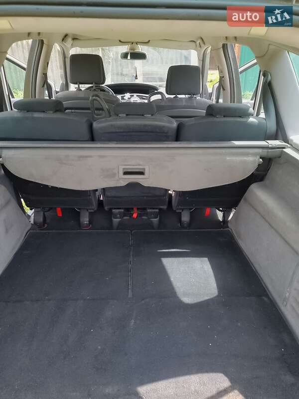 Минивэн Renault Megane Scenic 2004 в Харькове