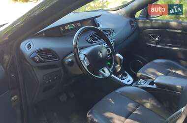 Мінівен Renault Megane Scenic 2012 в 