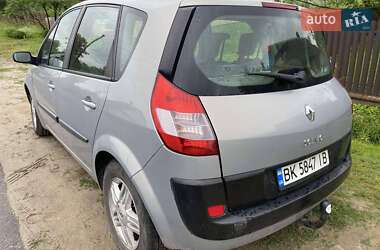 Минивэн Renault Megane Scenic 2003 в 