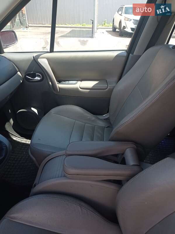 Мінівен Renault Megane Scenic 2003 в Києві