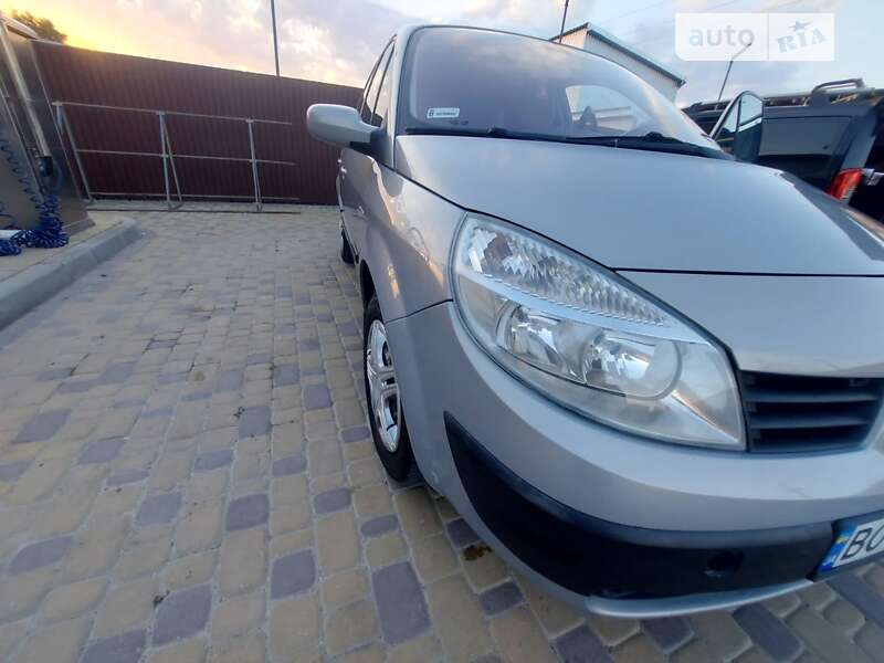 Мінівен Renault Megane Scenic 2003 в Тернополі