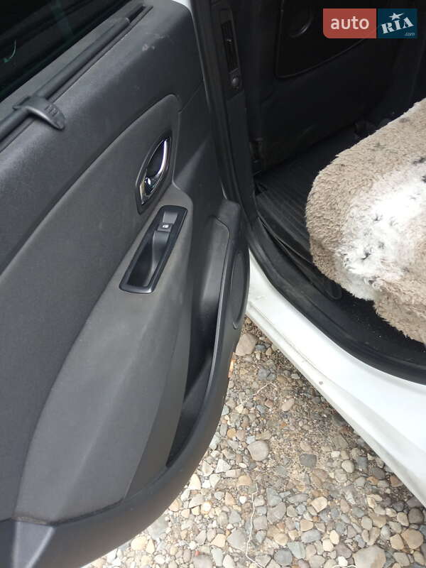 Минивэн Renault Megane Scenic 2011 в Черновцах