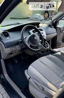 Минивэн Renault Megane Scenic 2009 в 