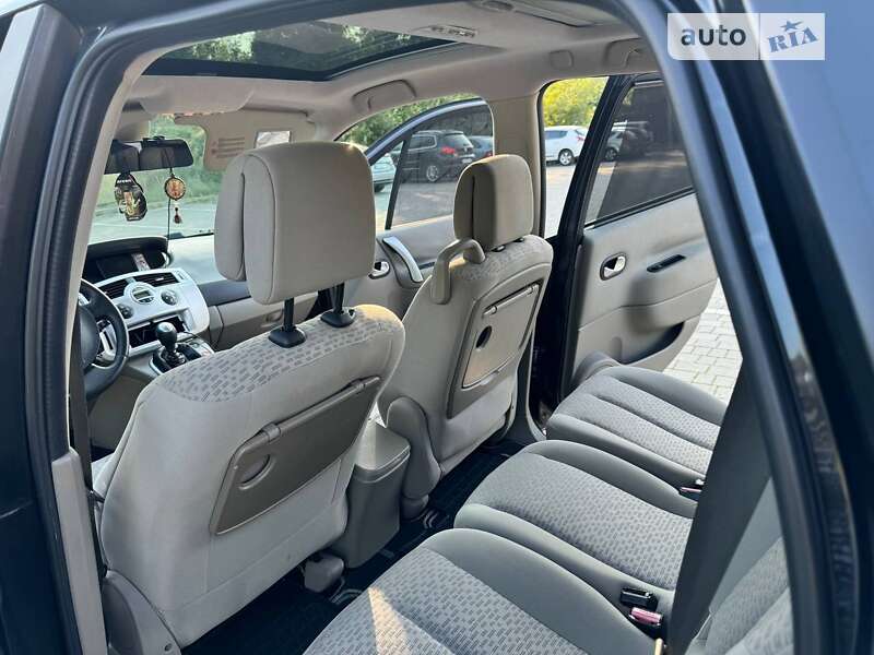 Мінівен Renault Megane Scenic 2009 в Львові