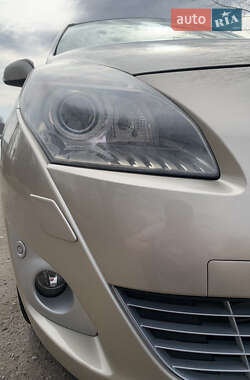 Минивэн Renault Megane Scenic 2009 в 