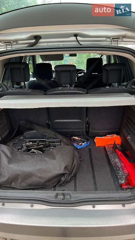 Мінівен Renault Megane Scenic 2006 в Хмельницькому