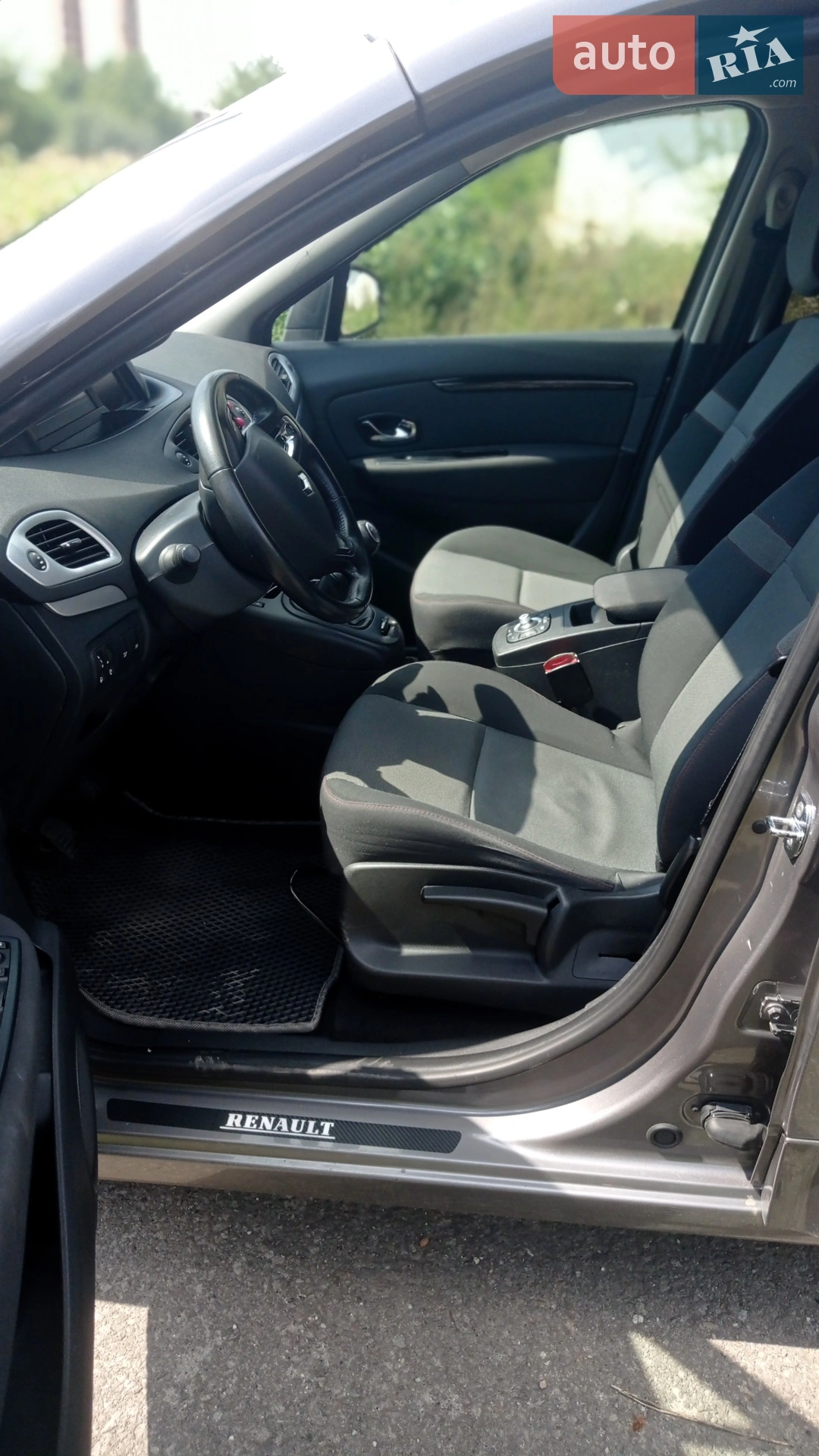 2016 Renault Scenic - мініатюра 17