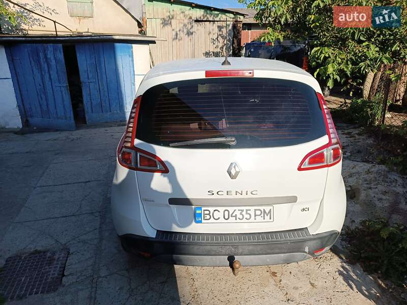 Минивэн Renault Megane Scenic 2011 в Новояворовске