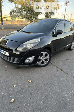 Мінівен Renault Megane Scenic 2010 в Запоріжжі