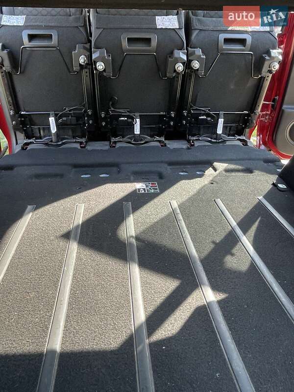 Минивэн Renault Megane Scenic 2010 в Збараже