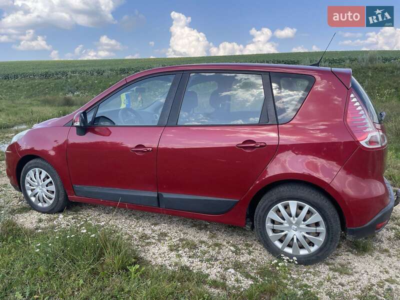 Минивэн Renault Megane Scenic 2010 в Збараже