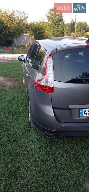 Минивэн Renault Megane Scenic 2011 в Харькове