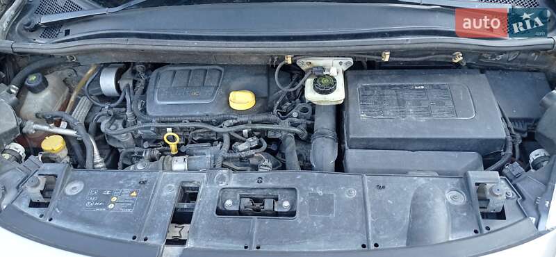 Минивэн Renault Megane Scenic 2011 в Харькове