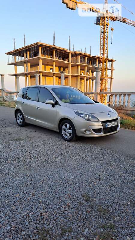 Renault Megane Scenic 2010