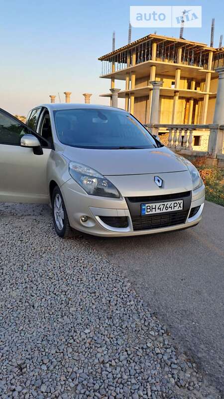 Мінівен Renault Megane Scenic 2010 в Одесі