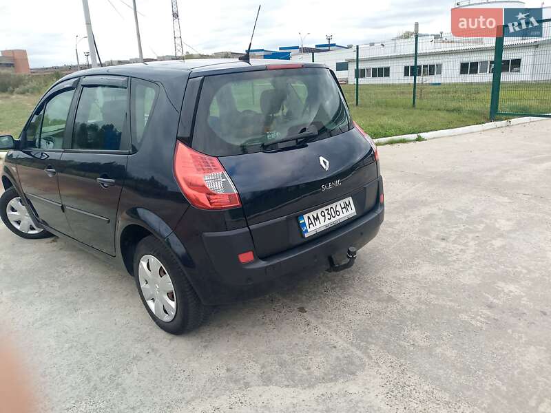 Минивэн Renault Megane Scenic 2008 в Коростене