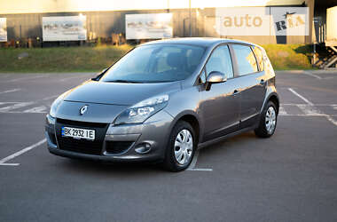 Мінівен Renault Megane Scenic 2010 в Рівному