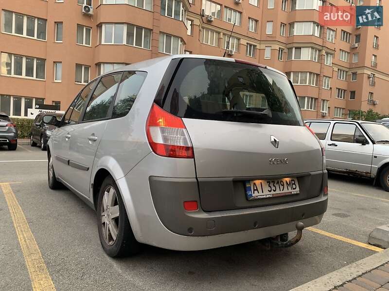 Минивэн Renault Megane Scenic 2005 в Киеве