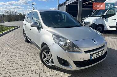 Минивэн Renault Megane Scenic 2010 в Шумске