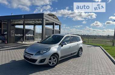 Мінівен Renault Megane Scenic 2010 в Шумську