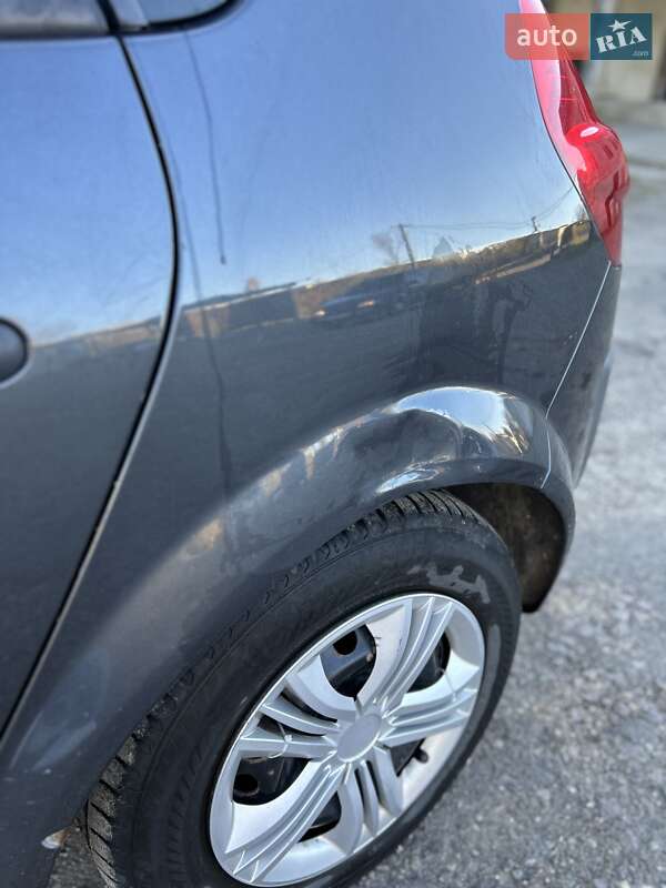 Мінівен Renault Megane Scenic 2007 в Самборі фото 15 Мінівен Renault Megane Scenic 2007 в Самборі